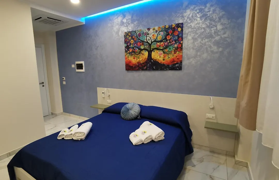 B&B AIDA Rooms Cefalù-1