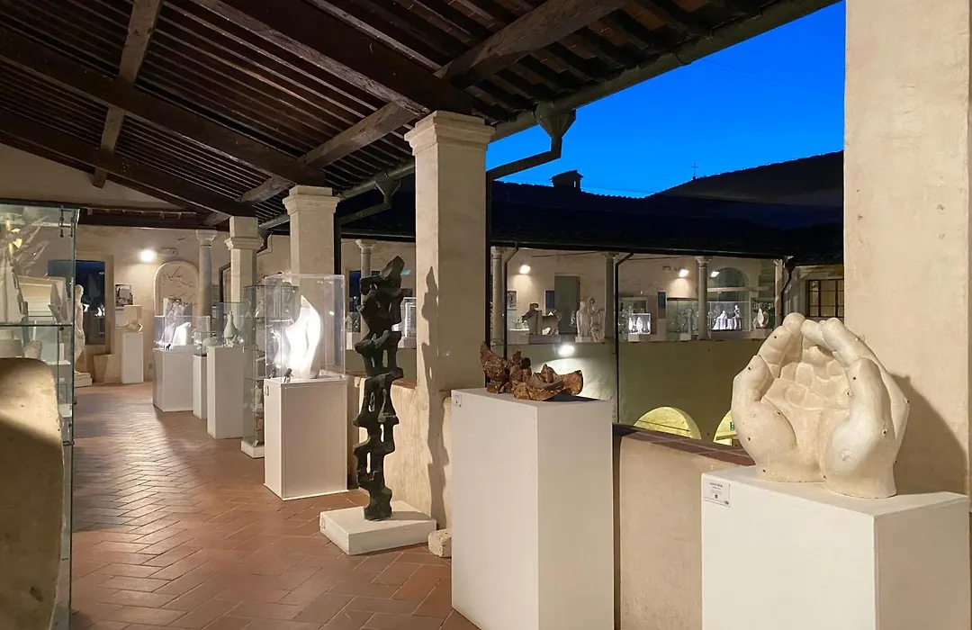Pietrasanta Ai Teatri-1