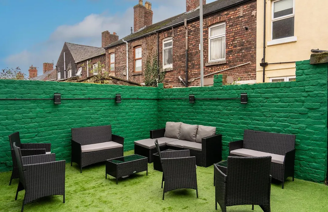 Home At 42 Arkles Lane Anfield-1