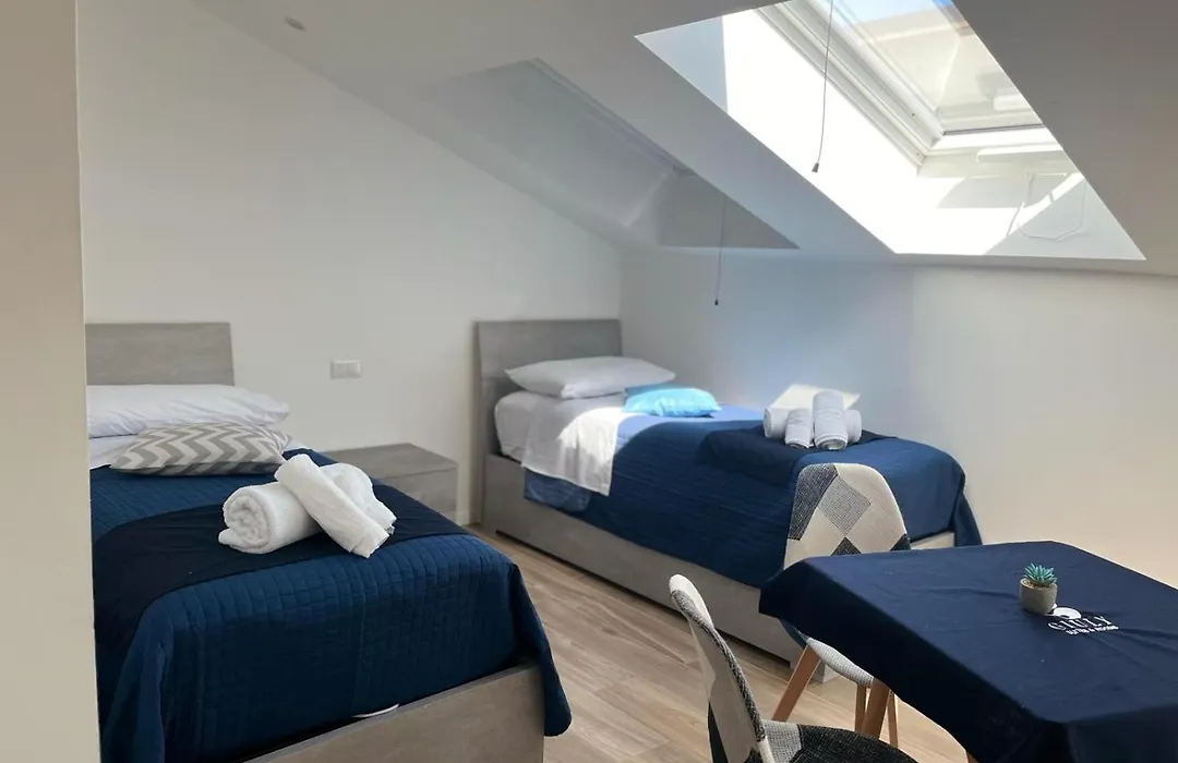 Giuly Suites & Rooms-1