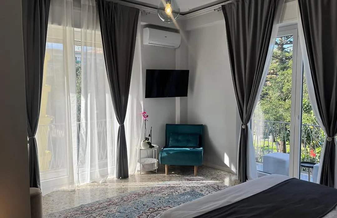 Ac Gold B&B Boutique Rooms & Suite-1