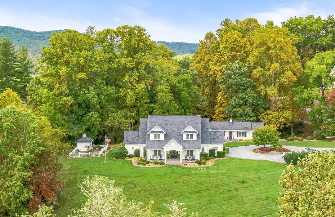 Bed & Breakfast On Tiffany Hill-1