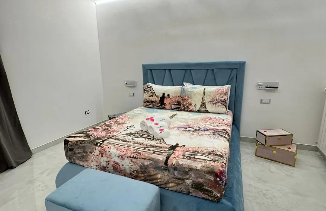 Nuance Suite & Rooms-1