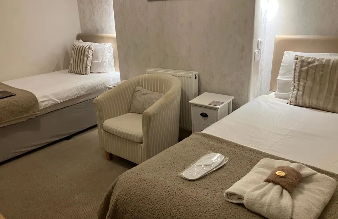 Cliveden Guest House-1