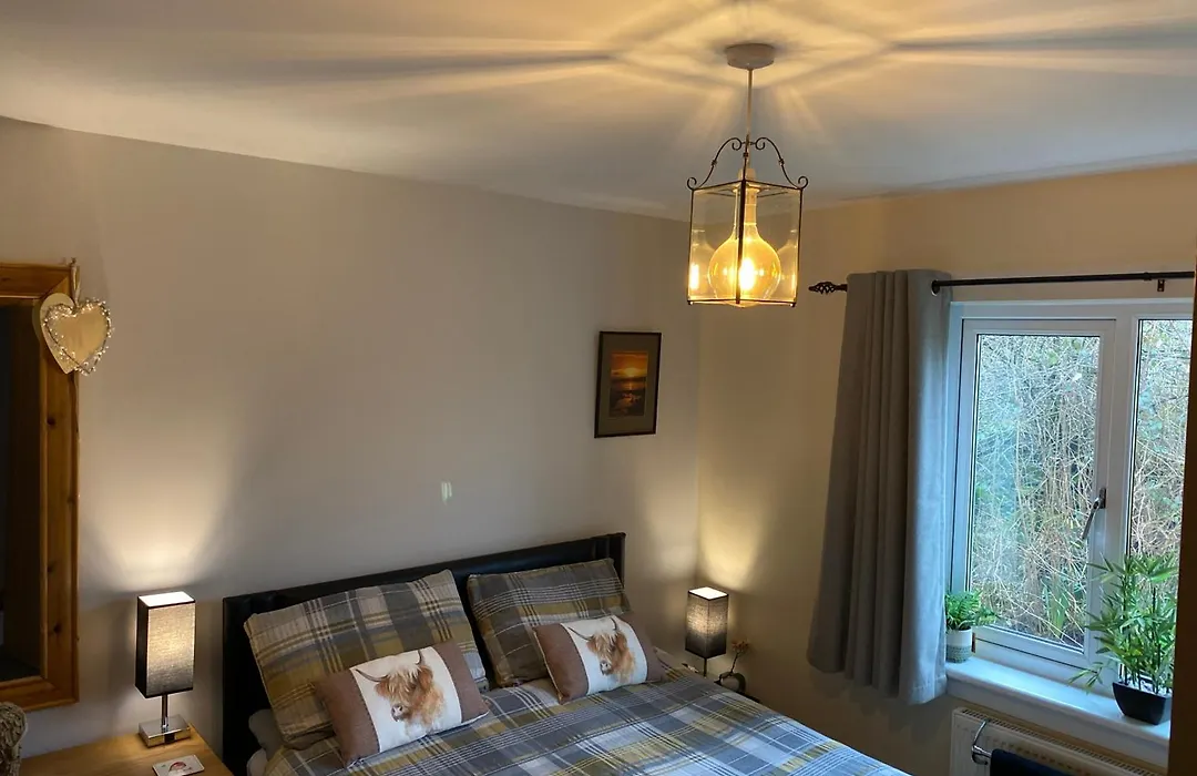 Jacquie'S B&B -Dumfries-Room With A View-1