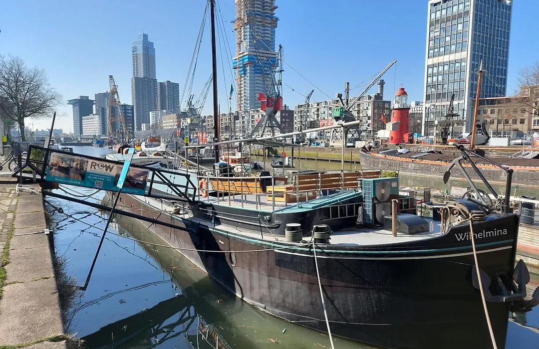 Boat Rooms On Water B&B-1
