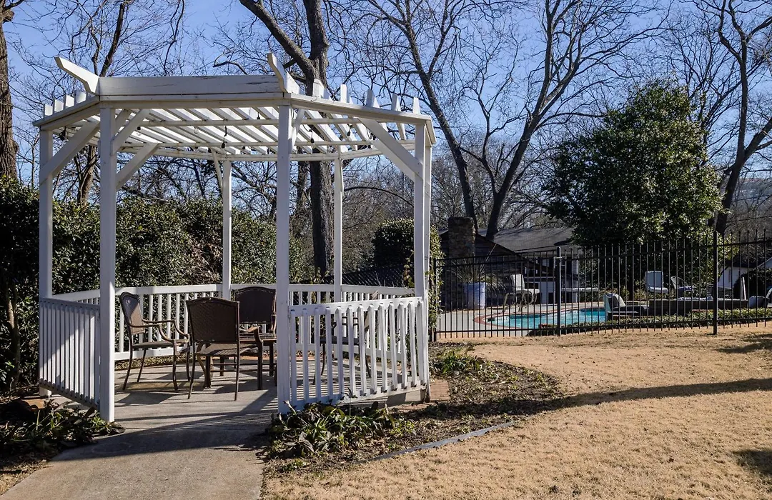 Stone Mountain Manor-1