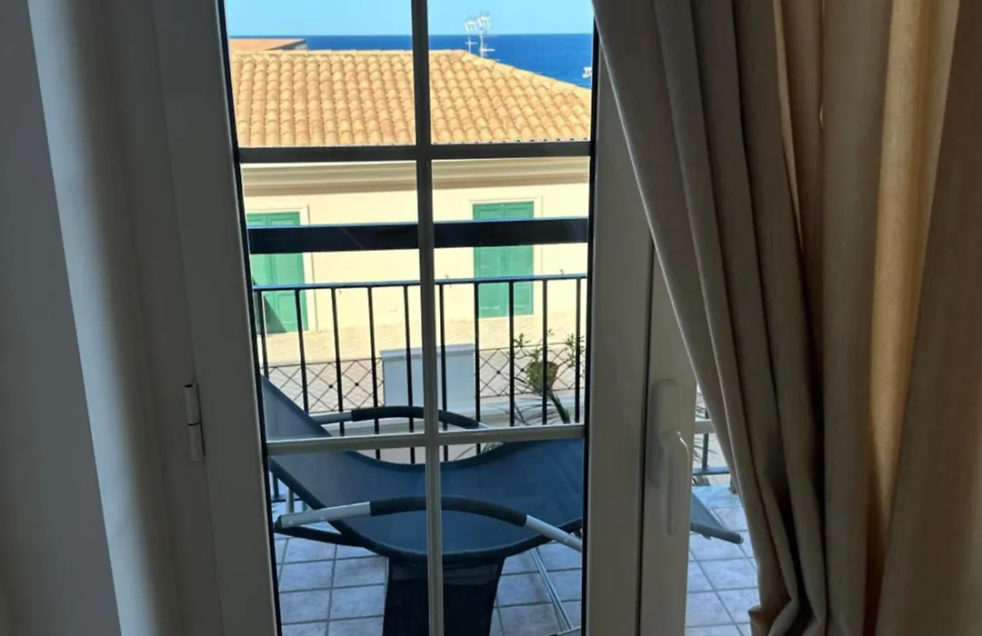 Ametista Rooms Tropea-1