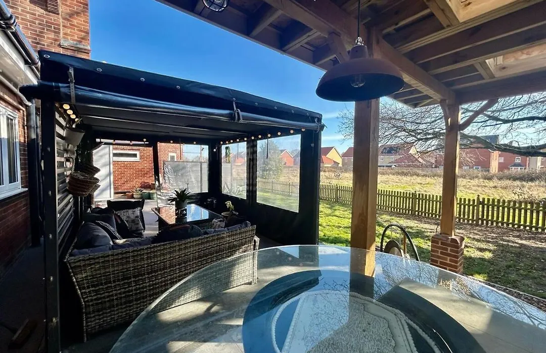 Grand Idyllic Hideaway Home With Hot Tub, Sleeps 8-1