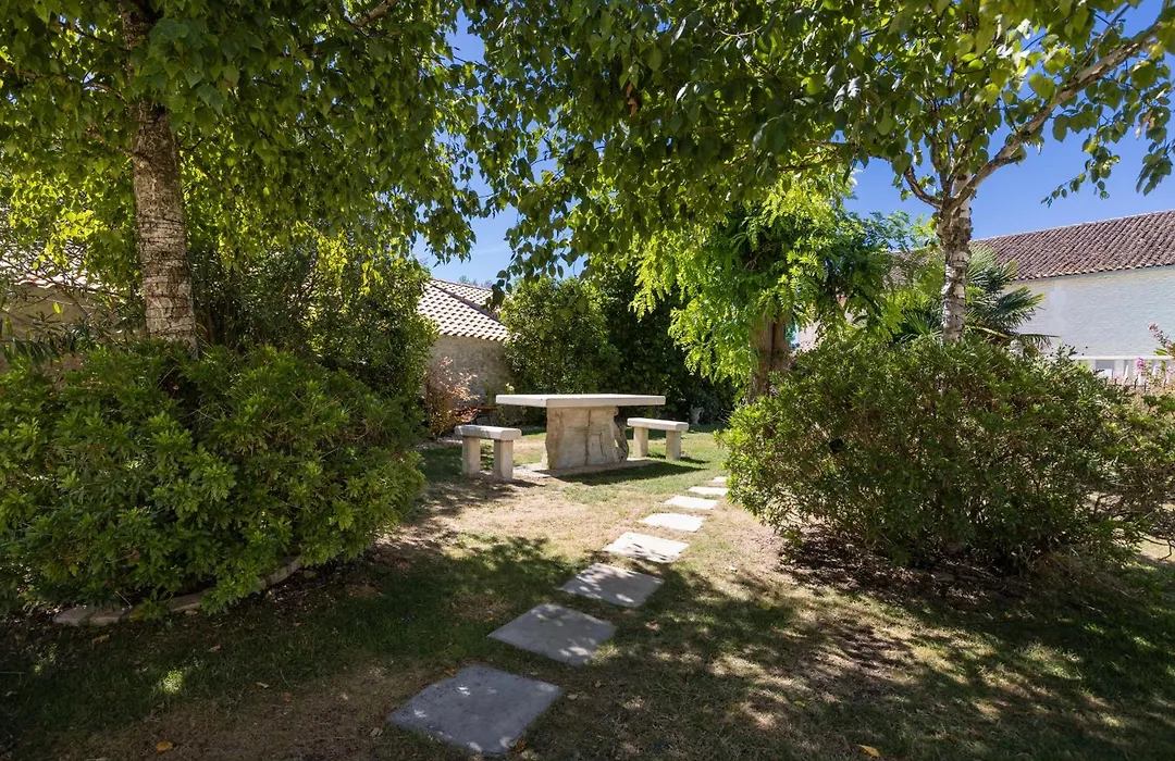 Chateau Pellisson-1
