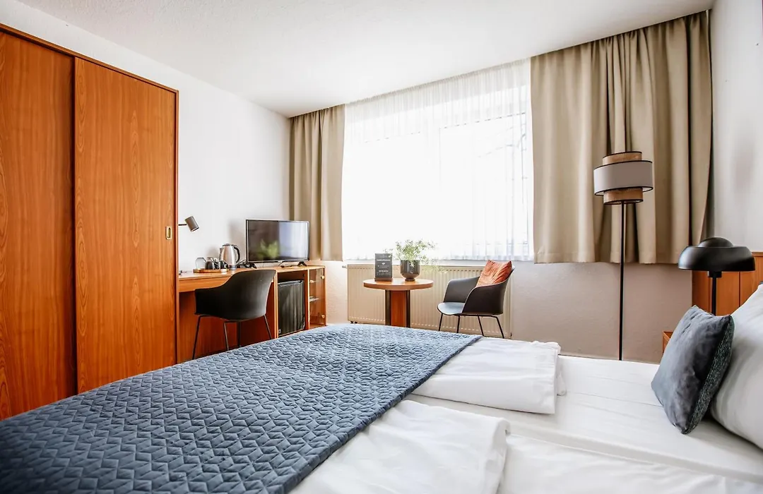 Hotel Gartenstadt Erfurt-1