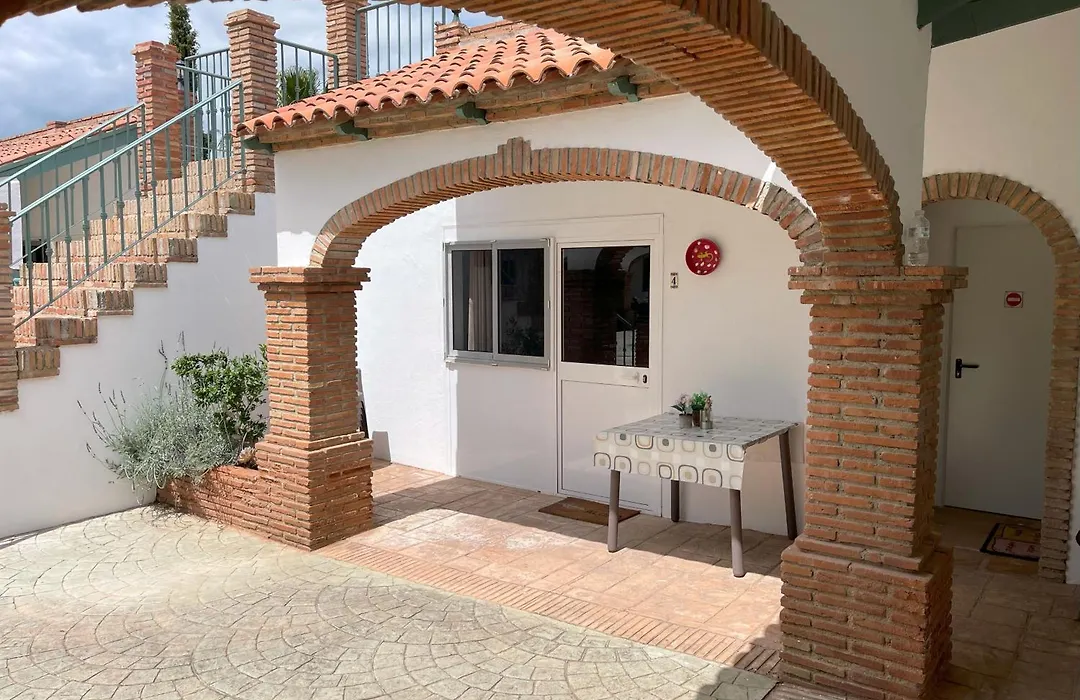 La casa de familia-1