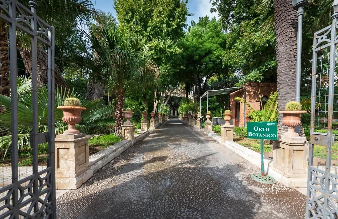Luca's Garden B&B in Catania-1