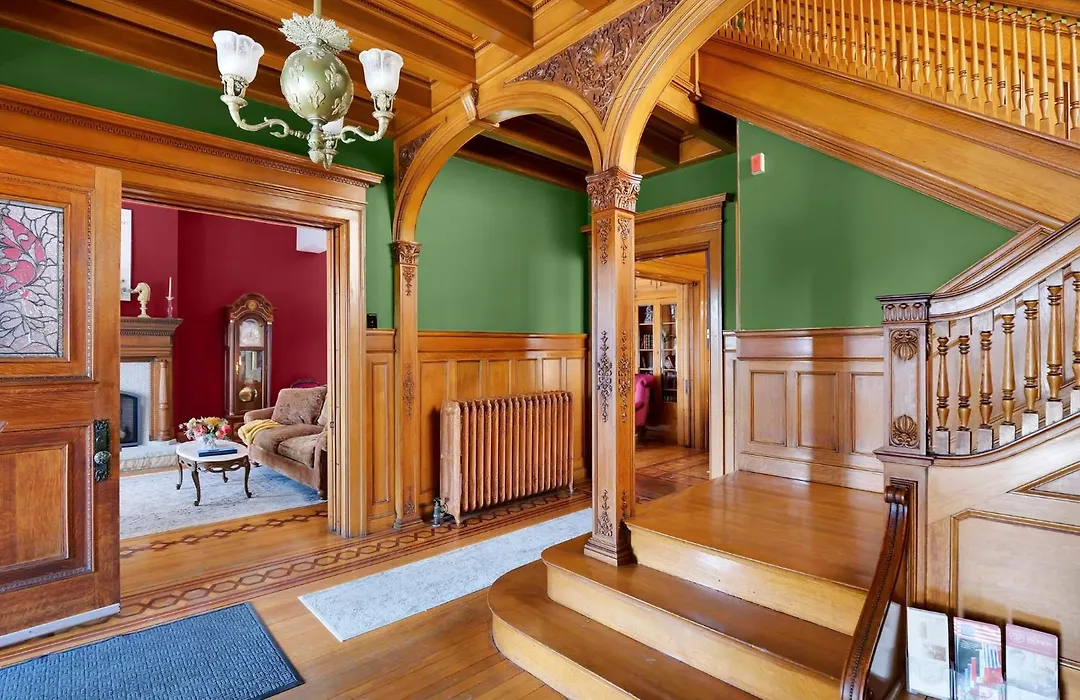 Old Library Inn - Historic Olean Ny-1