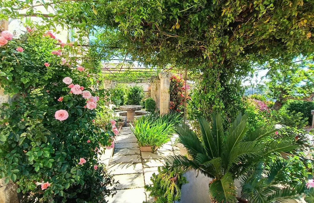 Palazzo Bernardini B&B-1