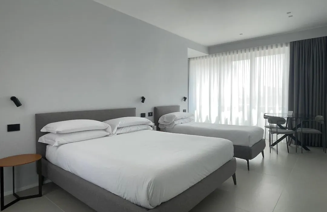 Omi Aparthotel-1