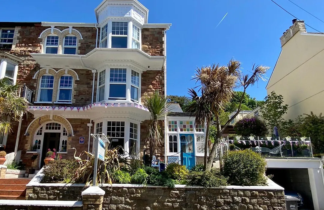 Channel Vista Guest House-1