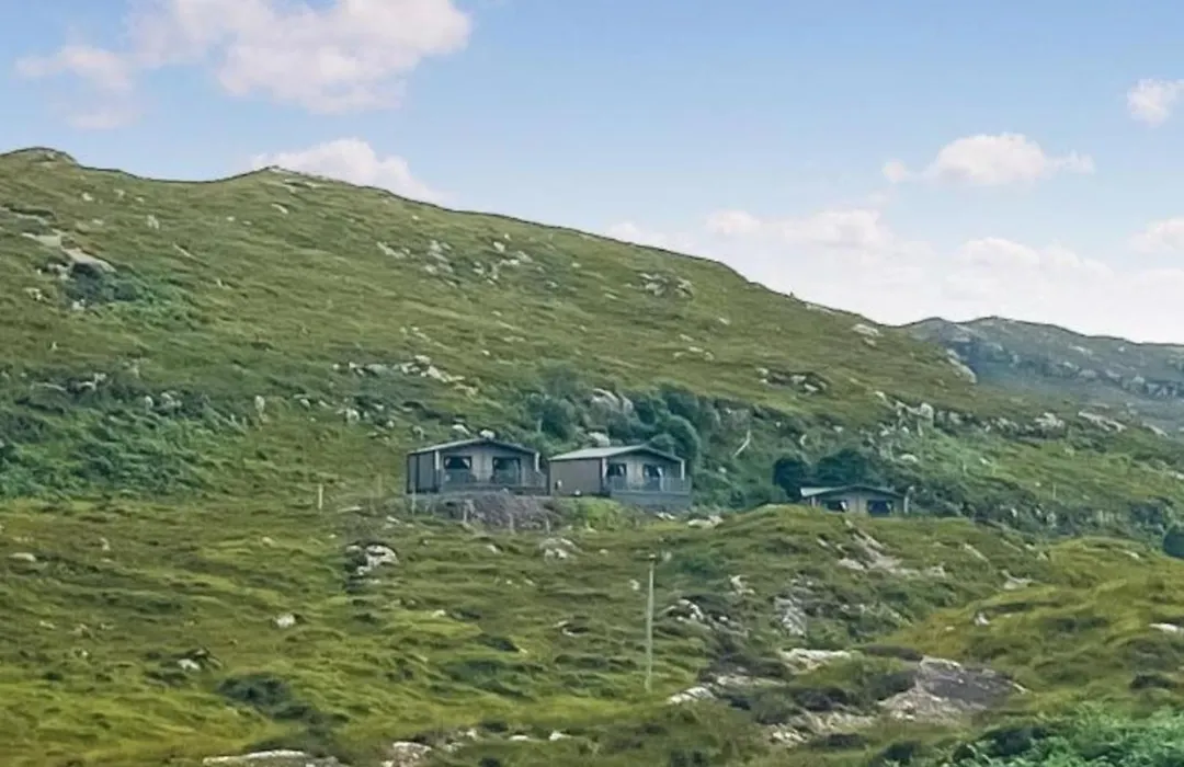 Applecross B&B And Luxury Self Catering Cabins Free Parking-1