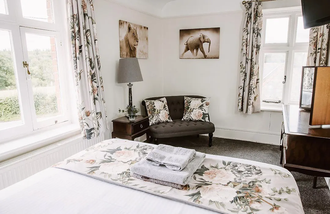 Leygreen Farmhouse B&B-1