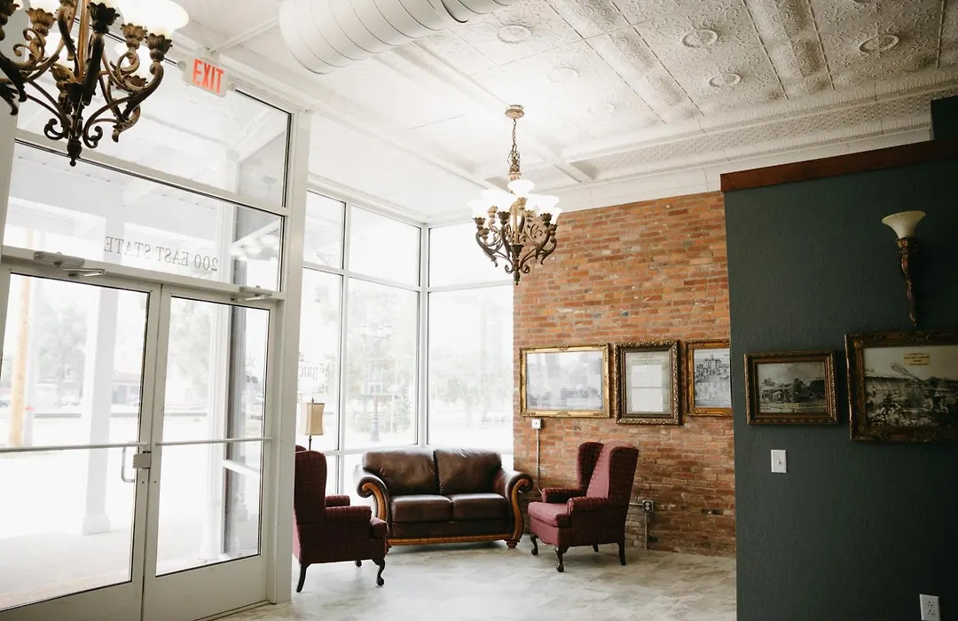 Bricktown Inn-1