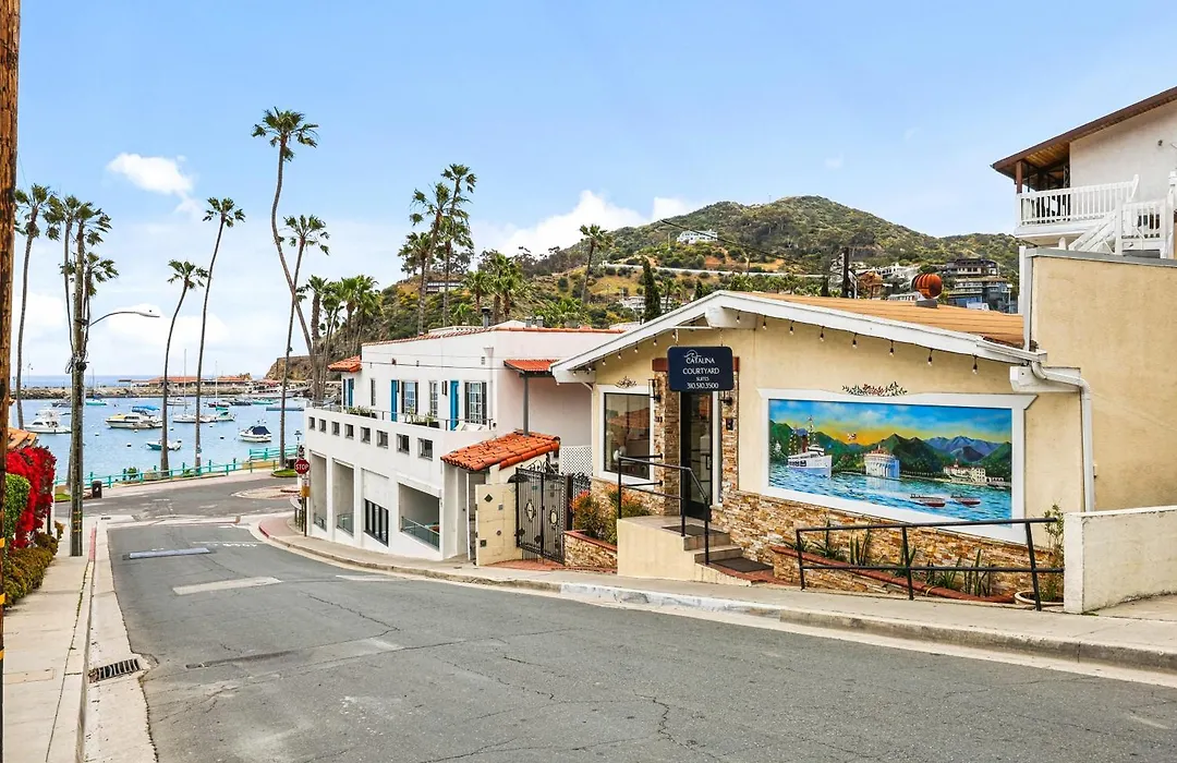 Catalina Courtyard Suites-1