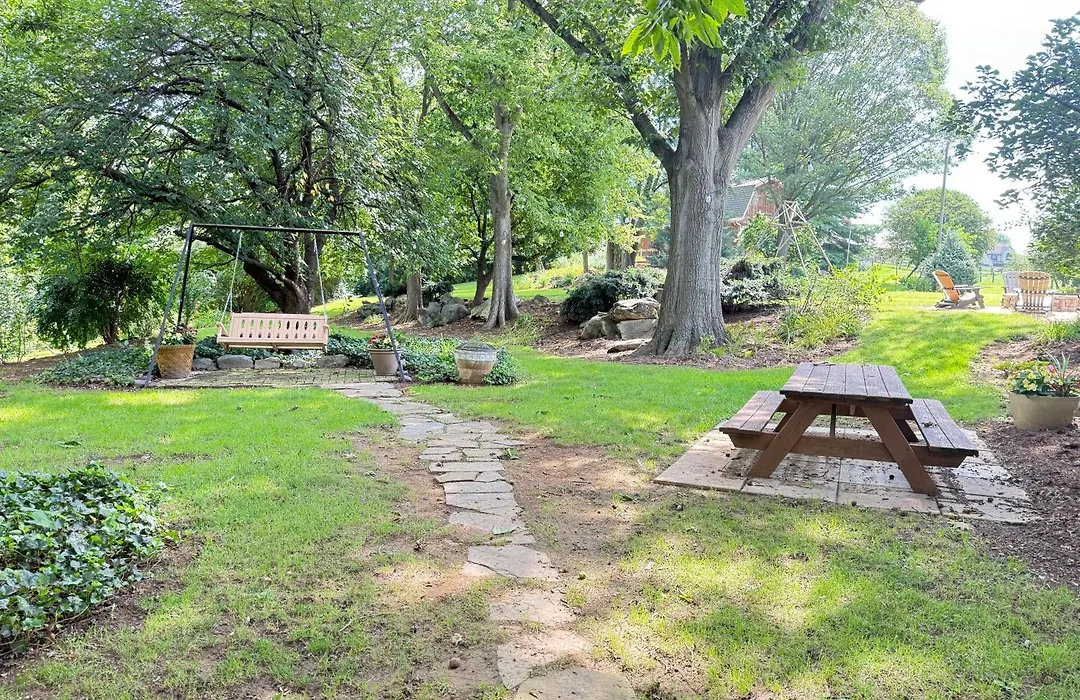 Hillside Farm B & B-1