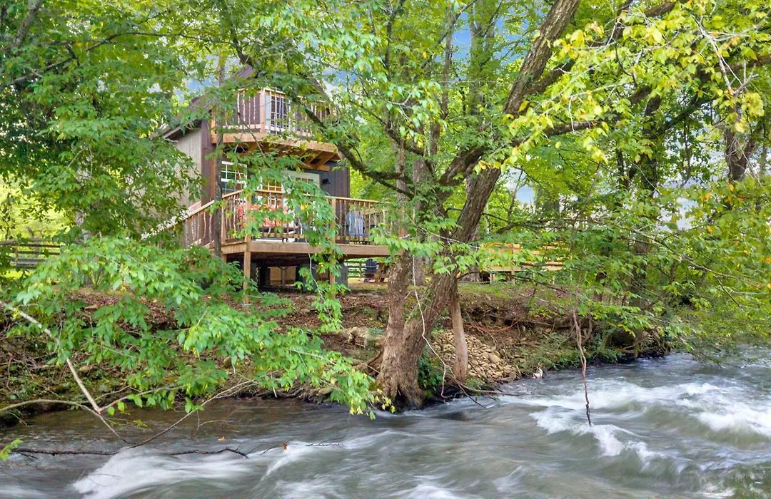 Creekwalk Inn Bed And Breakfast With Cabins-1