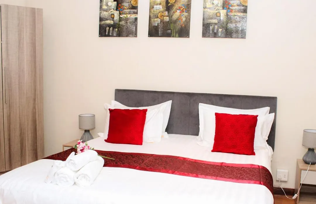 The Pillows Suites Villa-1