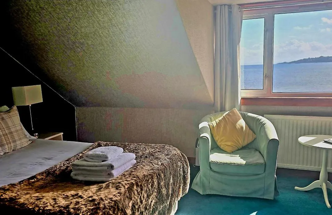 The Bay Rooms At Glenisle Hotel-1
