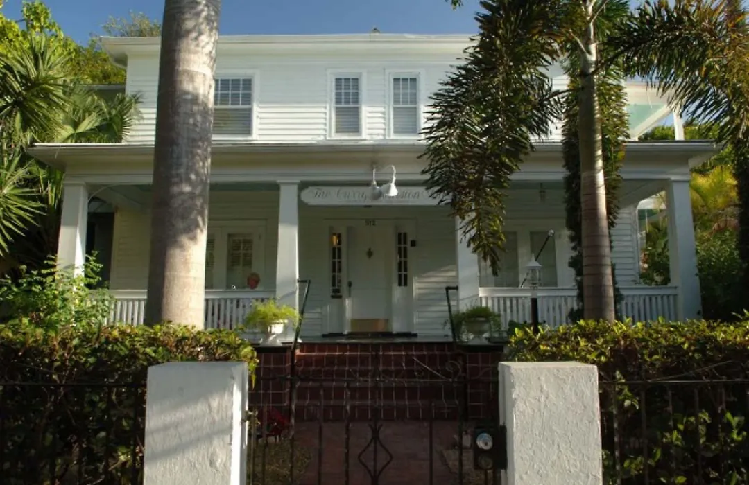 Amsterdam'S Curry Mansion Inn-1