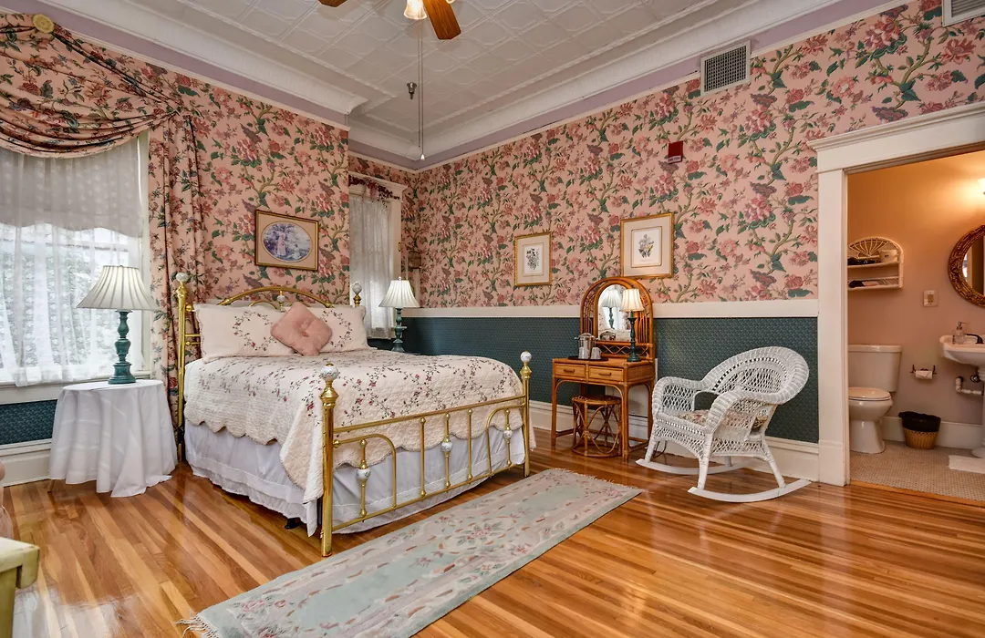 The Mansion At Elfindale-1