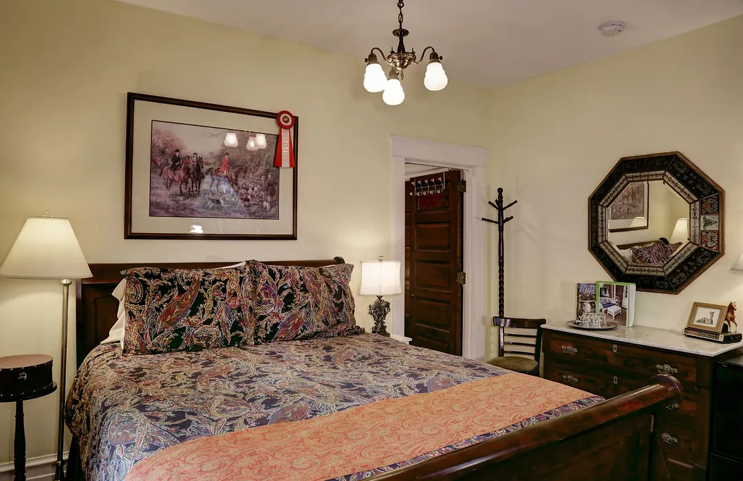 Olde Square Inn Bed And Breakfast-1