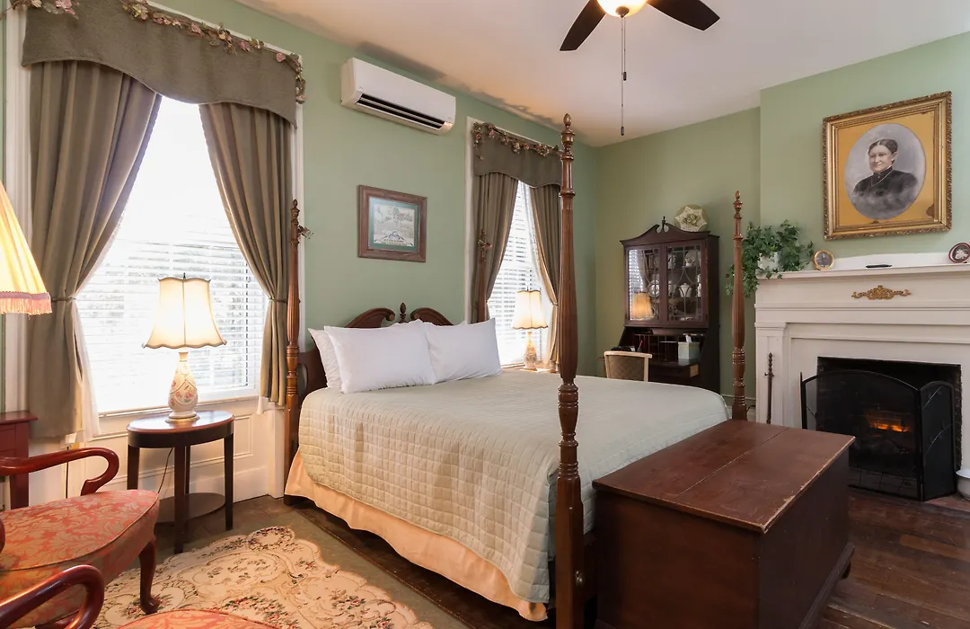 Munro House Bed And Breakfast-1