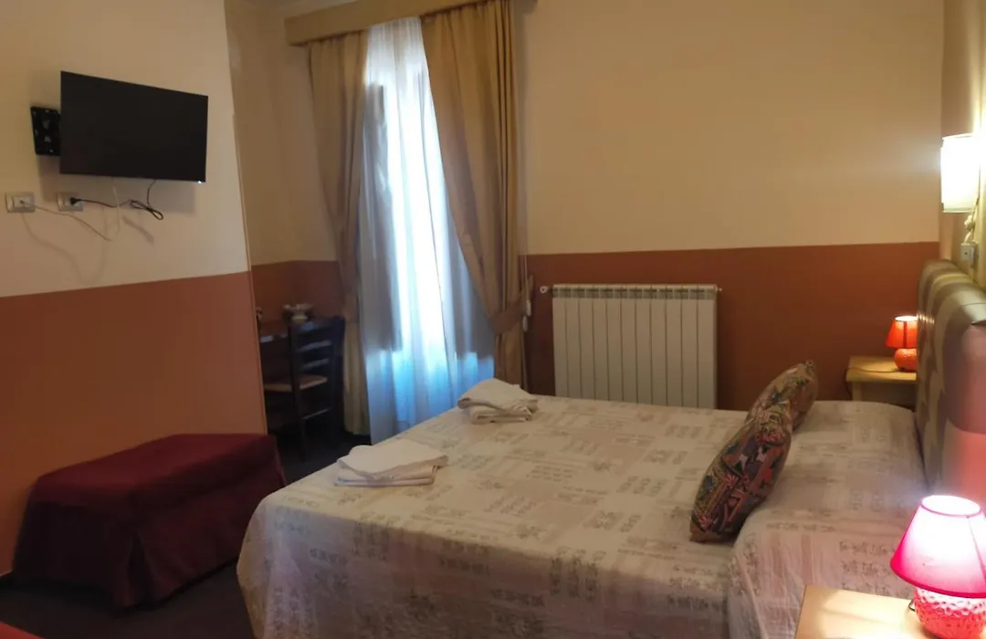 Bed & Breakfast Hostel H24-1