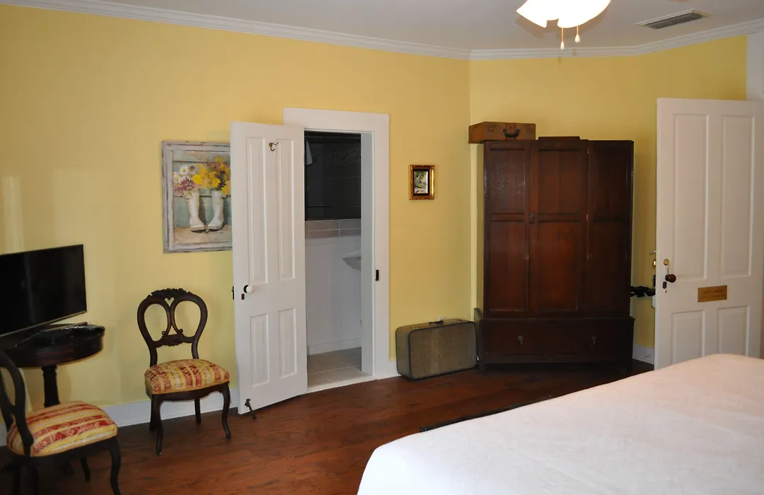 Kennedy Manor B&B-1