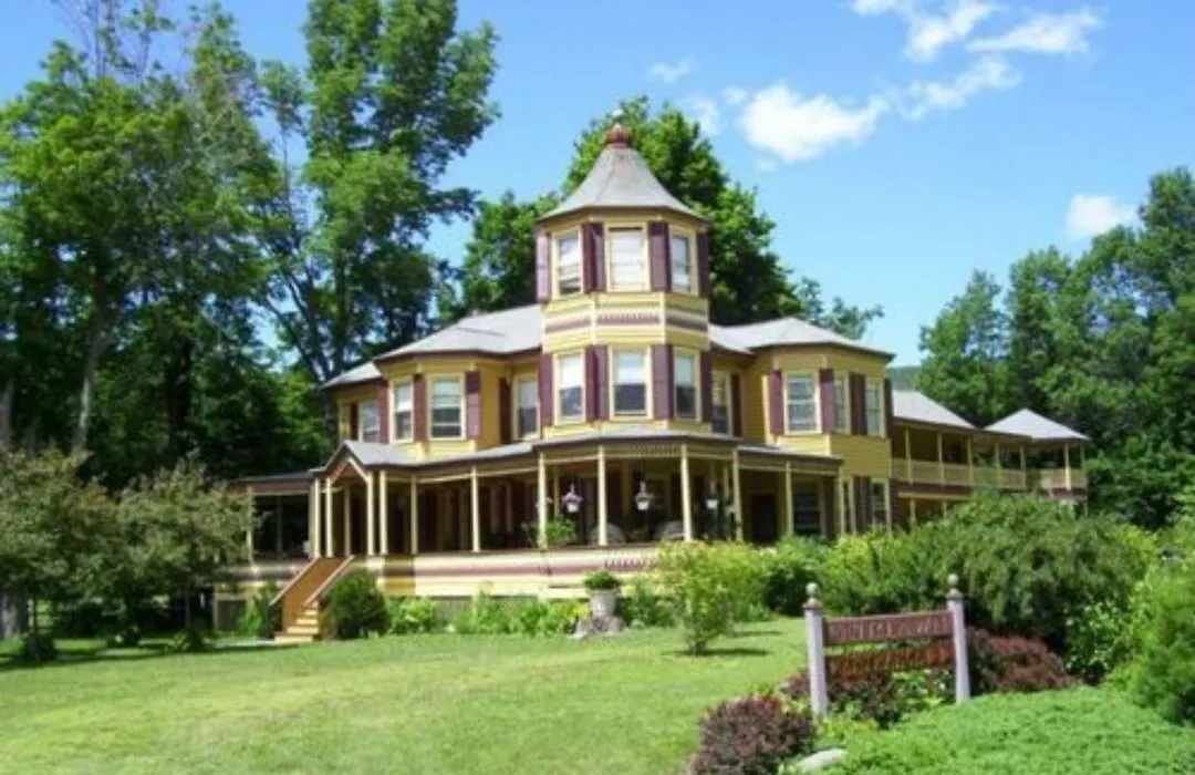 Fairlawn Inn-1