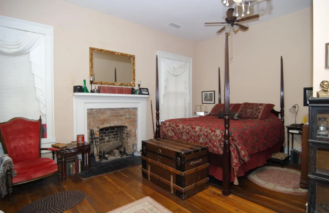 Hall Place Bed & Breakfast-1