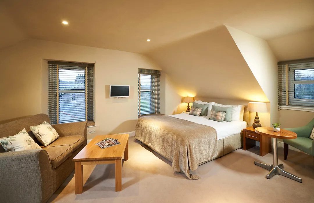 Poppies Hotel-1