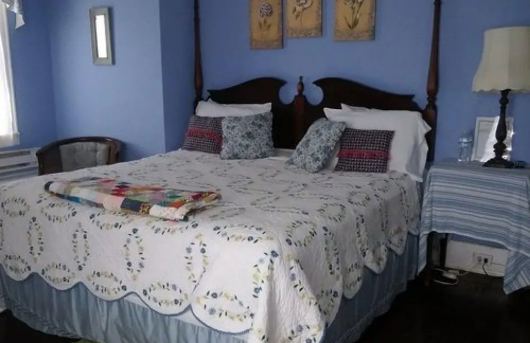 Six Acres Bed And Breakfast-1
