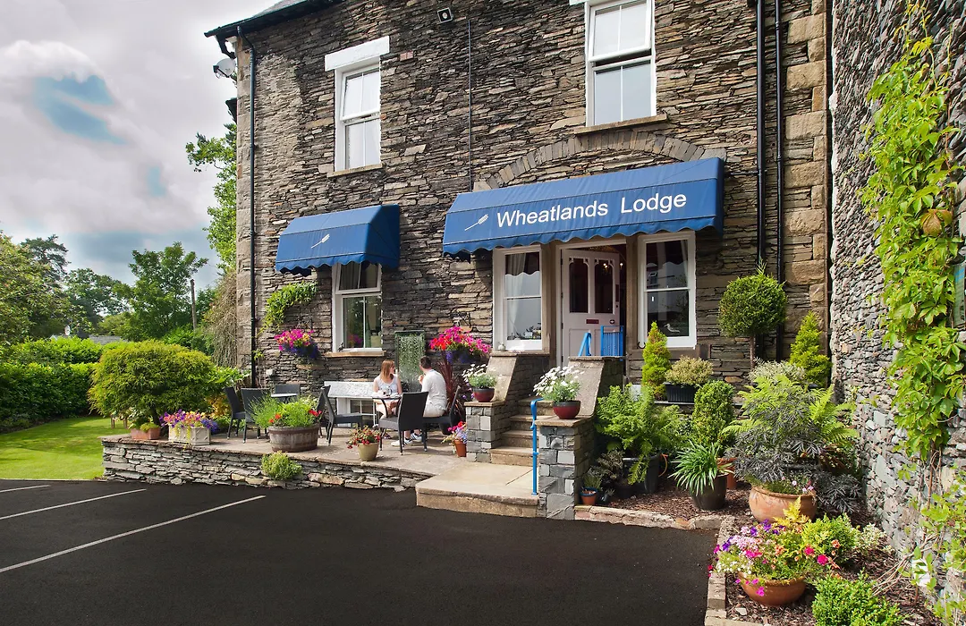 Wheatlands Lodge-Windermere - Award Winning - Adult Only - Free Car Park-1