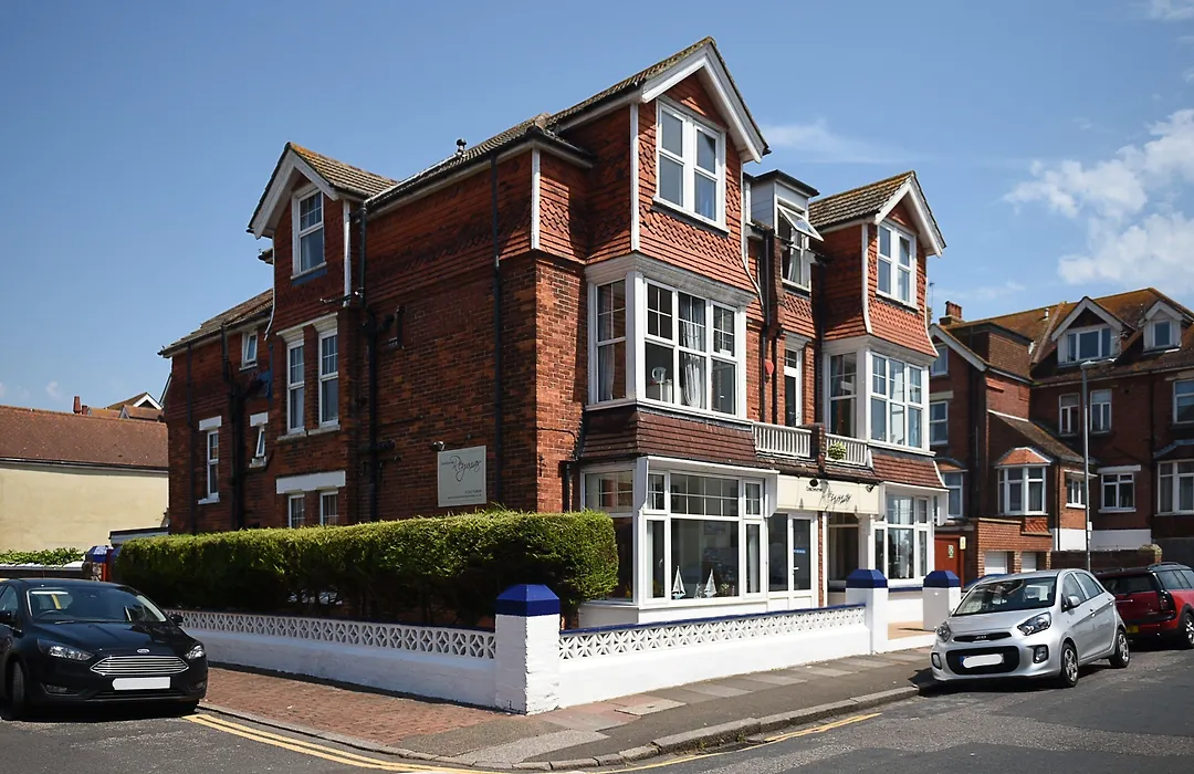 Eastbourne Reymar-1