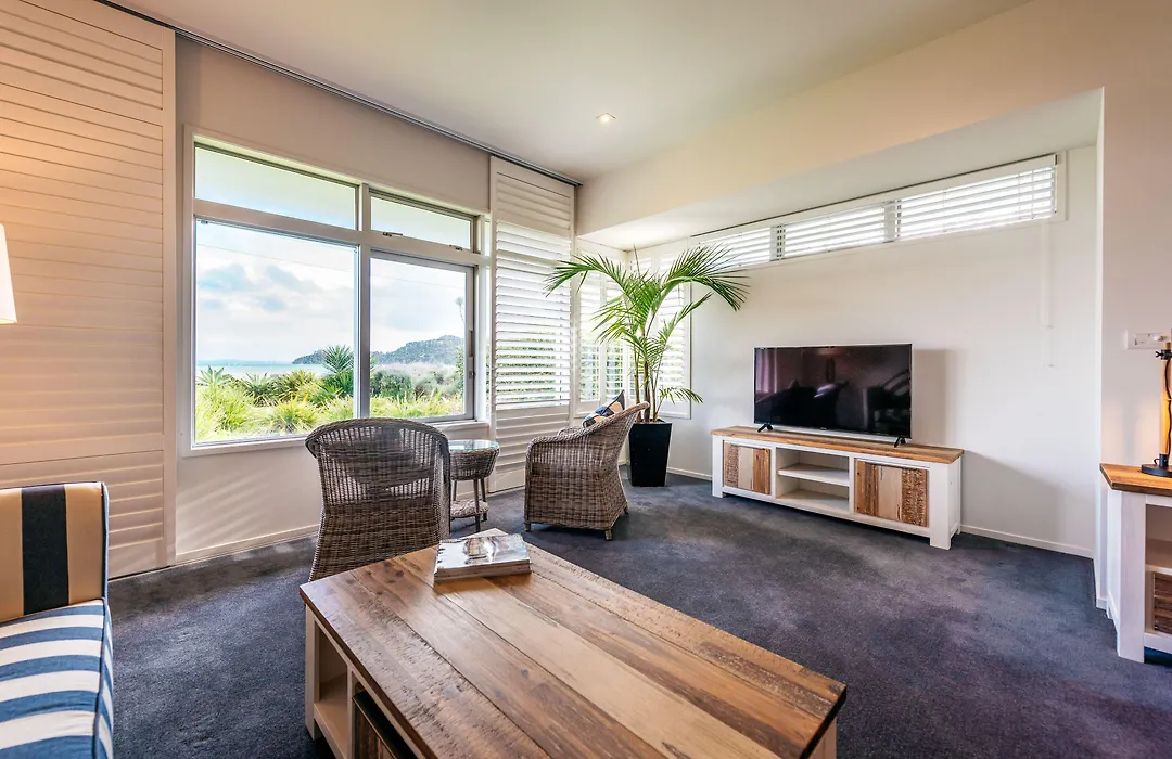 Waiheke Waterfront Lodge-1