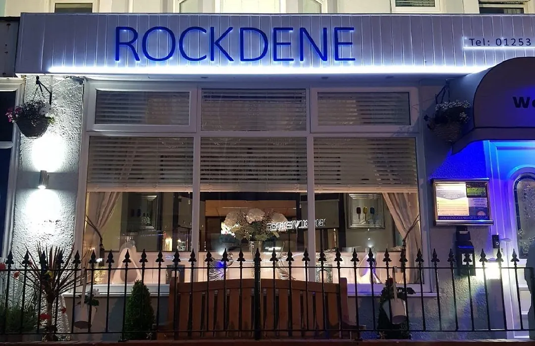Rock Dene Hotel-1