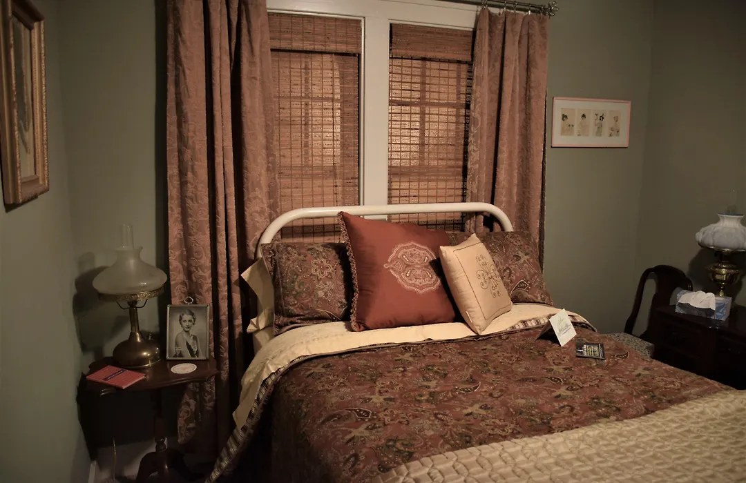 The Hiding Place Bed And Breakfast-1