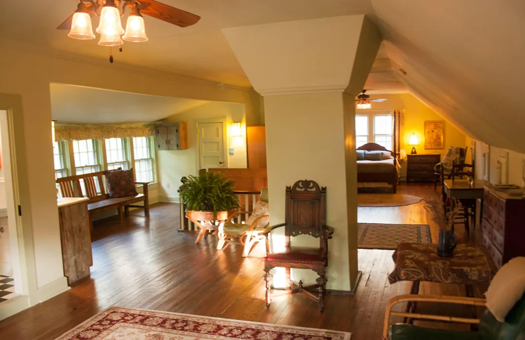 Black Mountain Inn-1