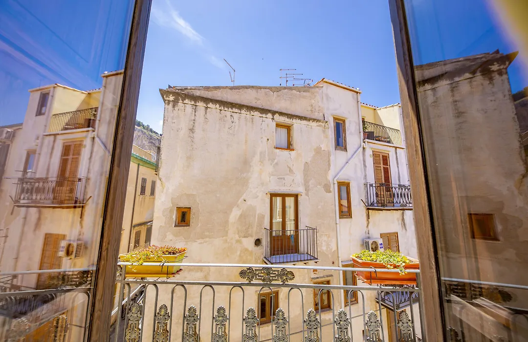 Dolce Vita Rooms And Apartments-1