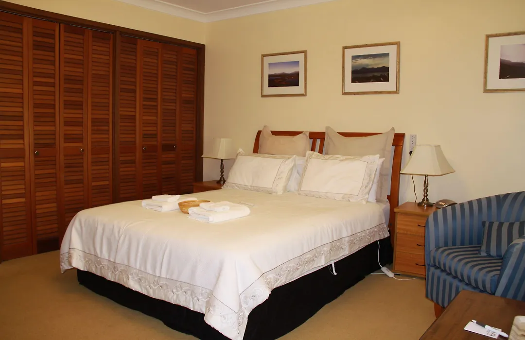 Bathurst Heights Bed & Breakfast-1