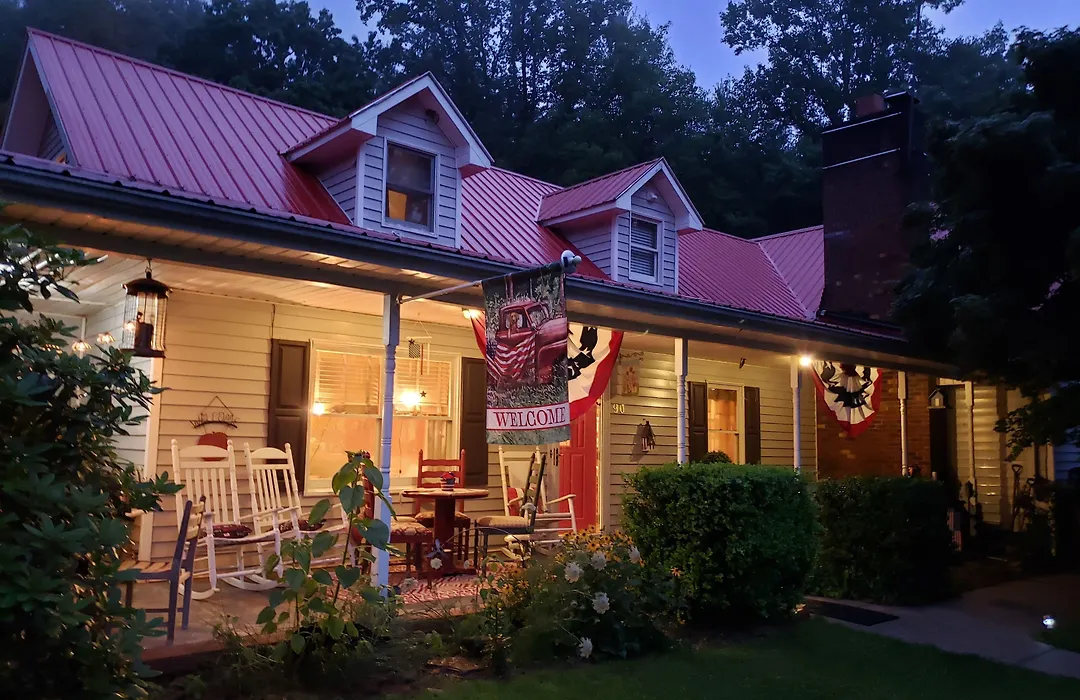Blue Ridge Manor Bed And Breakfast-1