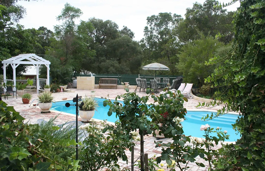 Rosebridge House Bed & Breakfast Adult Retreat-1