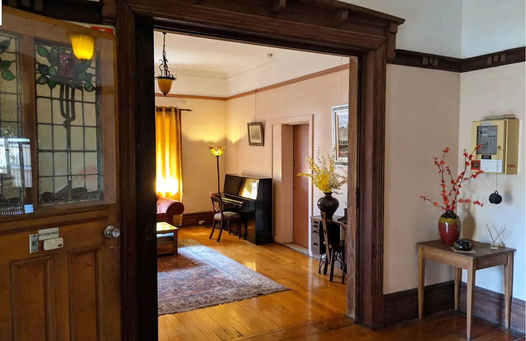 Burwood Bed And Breakfast-1